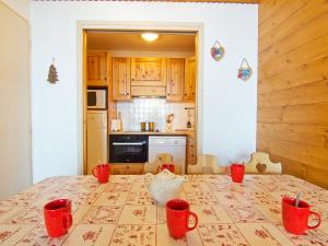 Apartment Origanes 525 by Interhome