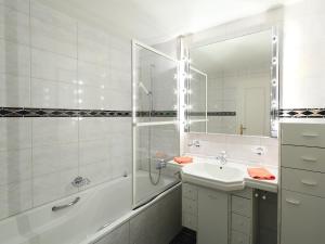 Apartment Obri Tuftra-4 by Interhome