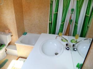 Appartements Apartment Les Marmottes by Interhome : photos des chambres