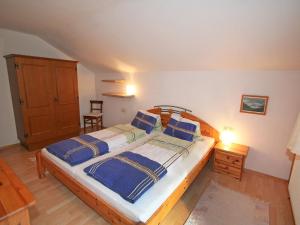 Apartment Sonnenheim-2 by Interhome