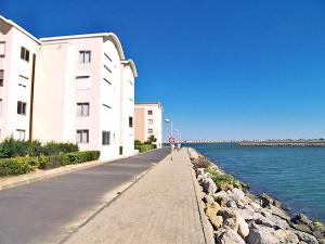 Apartment Les Occitanes by Interhome