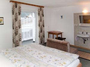 Apartment Leni-2 by Interhome