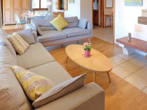 Apartment Hyacinthe 11 by Interhome