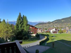 Apartment Hyacinthe 11 by Interhome