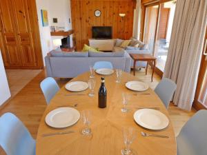 Apartment Hyacinthe 11 by Interhome