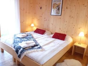 Chalet ChloƩ by Interhome