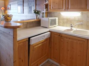 Apartment Résidence Le Bristol 14 by Interhome