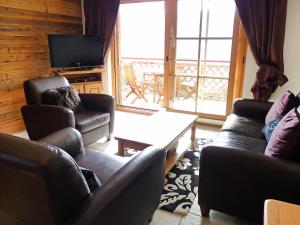 Apartment Ardève No 11 by Interhome