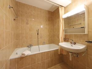 Apartment Anémone 2-16 by Interhome