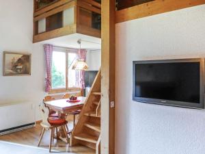 Apartment Chalet Blaugletscher by Interhome