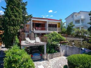 Apartment Visnja-2 by Interhome