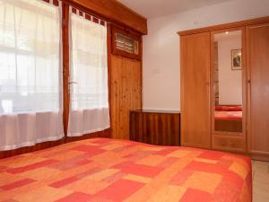 Apartment Visnja-1 by Interhome