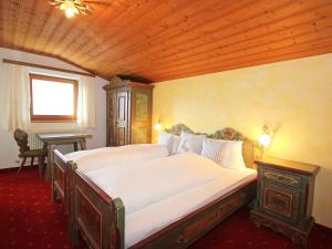 Apartment Michaela by Interhome