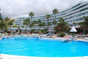 Studio in beachfront complex in El Duque area Costa Adeje
