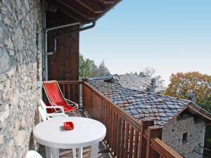 Apartment Grand Sarriod-5 by Interhome