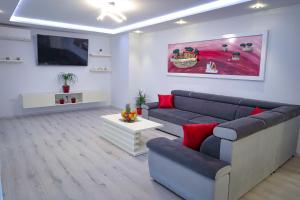 Villa Angelus with heated pool