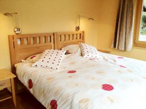 Fantastic view, cosy flat in chalet Bergfink