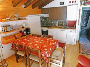 Apartment Gentiana - Utoring-42 by Interhome