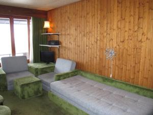 Studio Résidence Velan-2 by Interhome