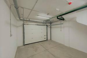 Wonderful Ocean View Townhouse! AC! Parking! PA01