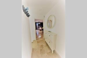 Wonderful Ocean View Townhouse! AC! Parking! PA01