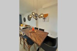 Wonderful Ocean View Townhouse! AC! Parking! PA01