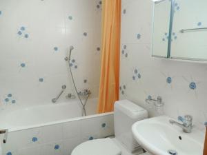 Apartment Centaure A RS 3 by Interhome