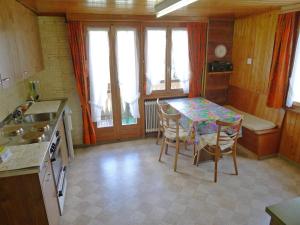 Apartment Heiderösli-2 by Interhome