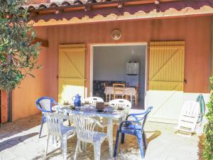 Maisons de vacances Holiday Home Plein Sud by Interhome : photos des chambres