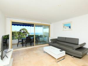 Apartment Lerins by Interhome
