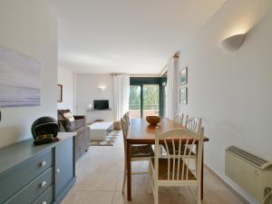 Apartamento Coronda con piscina en LLAFRANC - WeHost Costa Brava