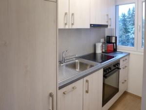 Apartment Barzettes-Vacances 553 - Entrée N- 14 by Interhome