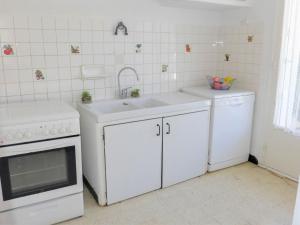 Apartment Les Hirondelles by Interhome