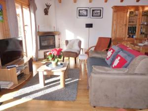 Chalet Ropiar by Interhome