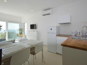 Apartment Mira-4 by Interhome 