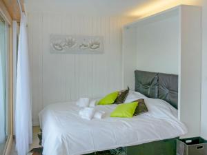 Studio Grenier 5 by Interhome