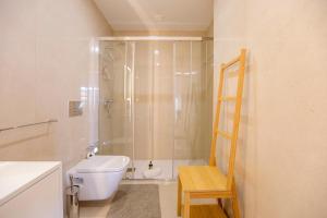 Newly Renovated Cozy Central Loft w AC by LovelyStay