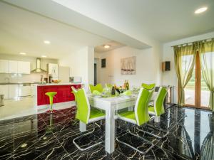 Holiday Home Villa Frankovići by Interhome 