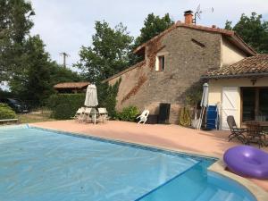 Appartements gite de Fontjalabert en campagne tout confort : photos des chambres