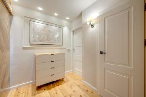 DR Apartments - Bandera