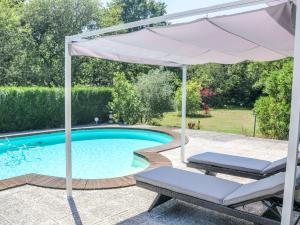 Maisons de vacances Holiday Home Chemin de Crabot by Interhome : photos des chambres