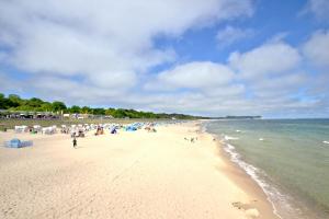 Villa Anni Ferienwohnung 05 mit gratis Sauna- und Schwimmbadnutzung im AHOI Sellin