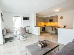 Apartment Aileen by Interhome