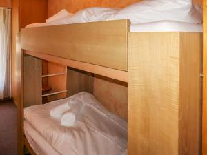 Apartment Platanes A1 by Interhome