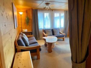 Apartment Chalet Jungtalblick Chilcheri by Interhome