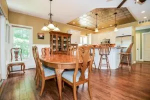 Beach House - Macatawa