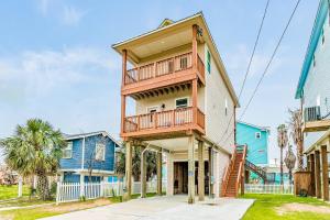Two Bedroom House room in Peach at the Beach