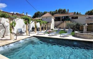 Maisons de vacances Nice Home In Rochefort-Du-Gard : photos des chambres