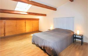 Maisons de vacances Nice Home In Rochefort-Du-Gard : photos des chambres