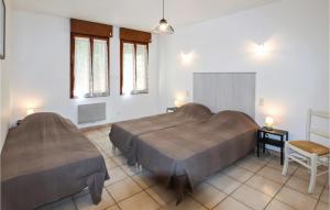 Maisons de vacances Nice Home In Rochefort-Du-Gard : photos des chambres